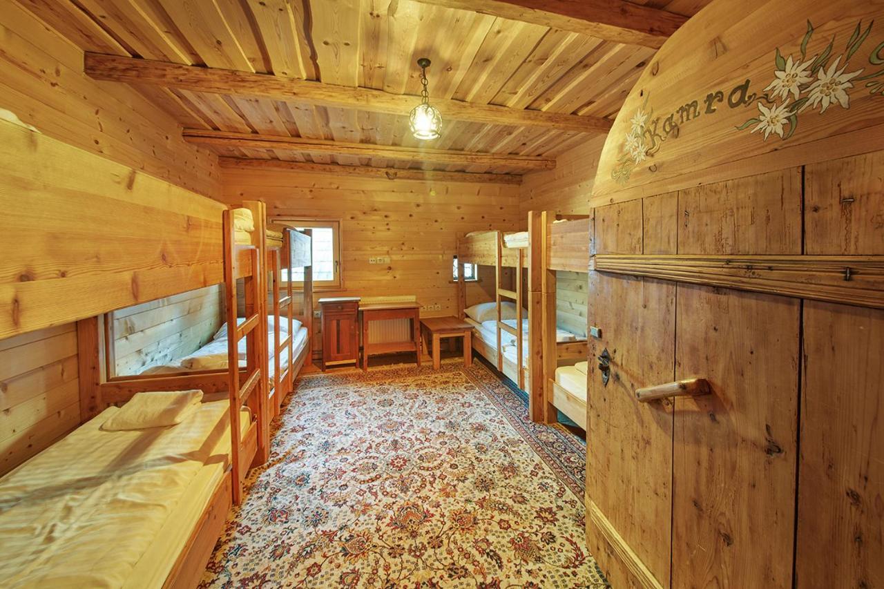 Rute Hotel And Apartments Kranjska Gora Ngoại thất bức ảnh